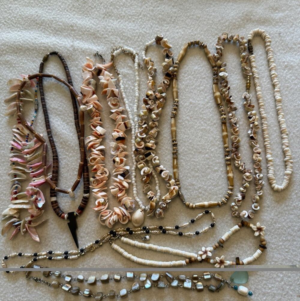 Delicate Beachy Necklaces Fabulous Seashells
